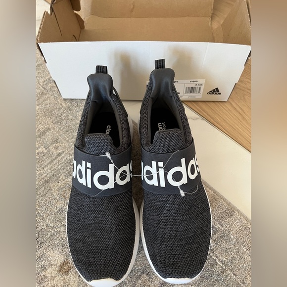 Adidas Cloudfoam Comfort Women’s Running Shoes 8 NWT - Picture 1 of 6